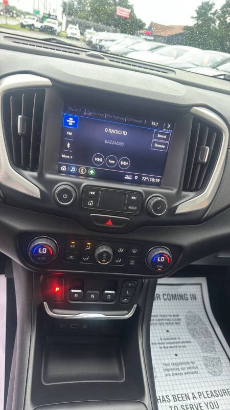 2020 GMC Terrain SLT