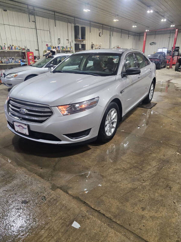 2013 Ford Taurus SE