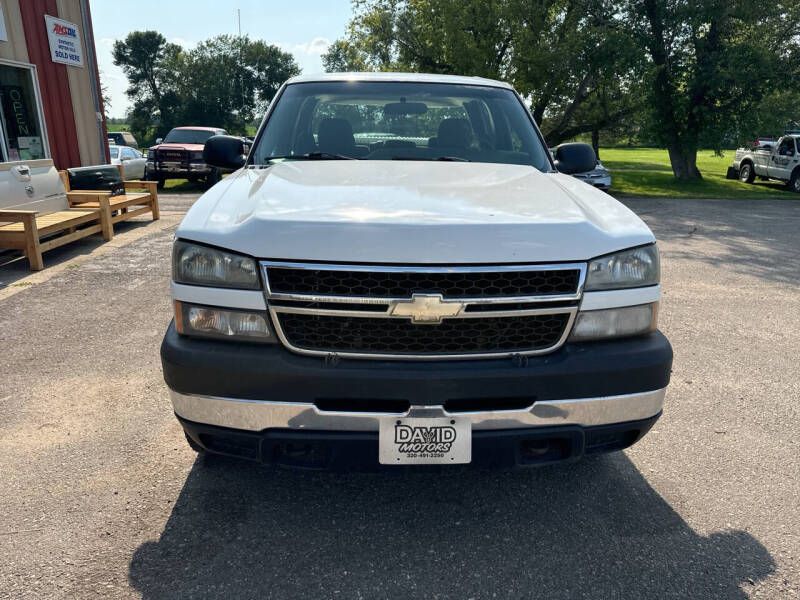 2007 Chevrolet Silverado Classic 2500HD Work photo 3