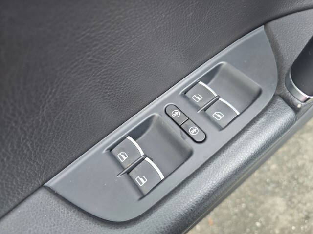 2017 Volkswagen Touareg V6 Wolfsburg