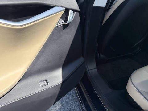 2012 Tesla Model S Performance