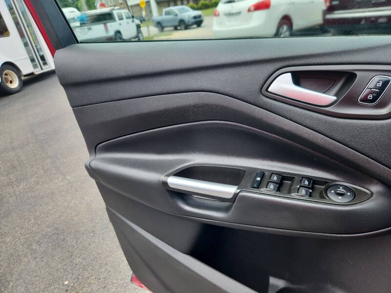 2017 Ford Escape SE