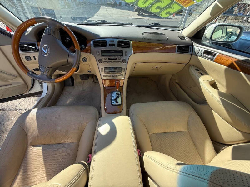 2005 Lexus ES 330
