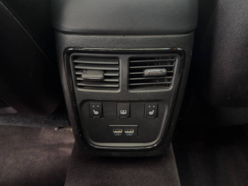 2019 Chrysler 300 S