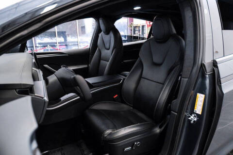 2023 Tesla Model X Plaid