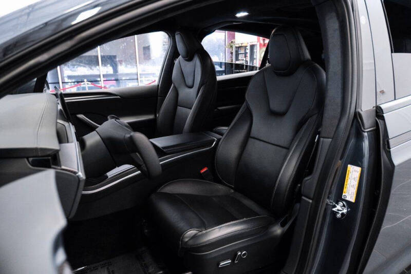 2023 Tesla Model X Plaid