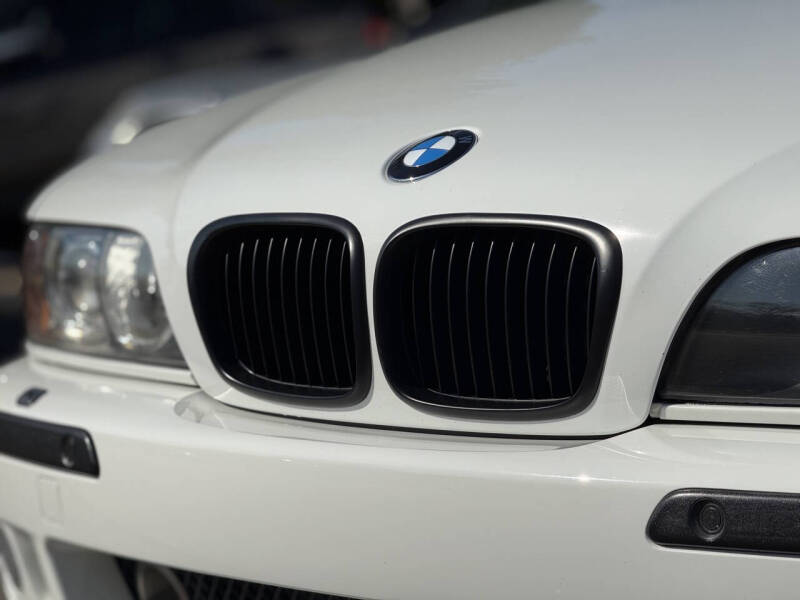 2003 BMW M5