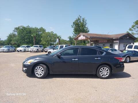 2011 Toyota Camry for sale at City Auto Sales in Brazoria TX