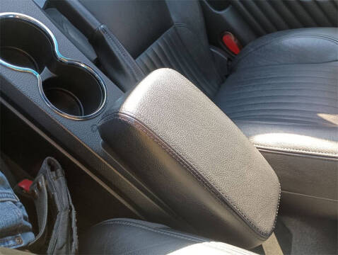 2004 Ford Thunderbird Deluxe