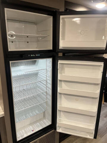 2021 Starcraft Marine SUPER LITE