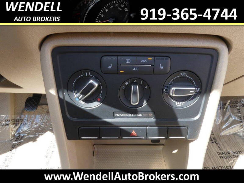 2013 Volkswagen Beetle Convertible