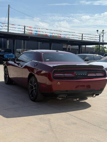 2019 Dodge Challenger SXT