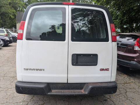 2016 GMC Savana 2500