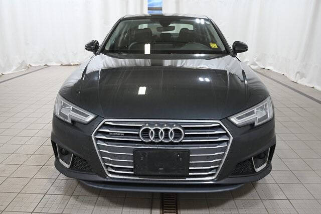 2019 Audi A4 quattro Premium Plus 45 TFSI
