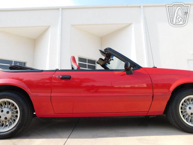 1992 Ford Mustang LX