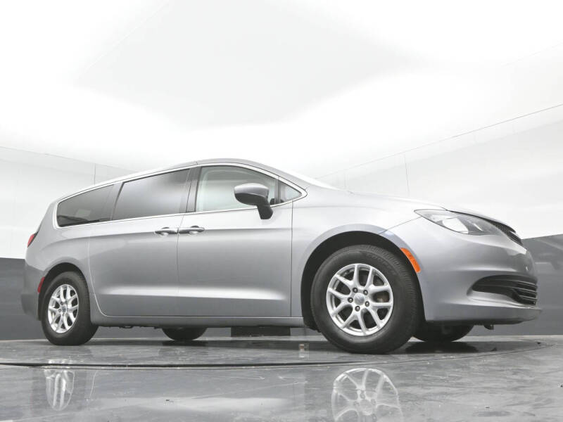 2017 Chrysler Pacifica LX