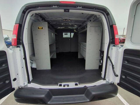 2025 Chevrolet Express 2500