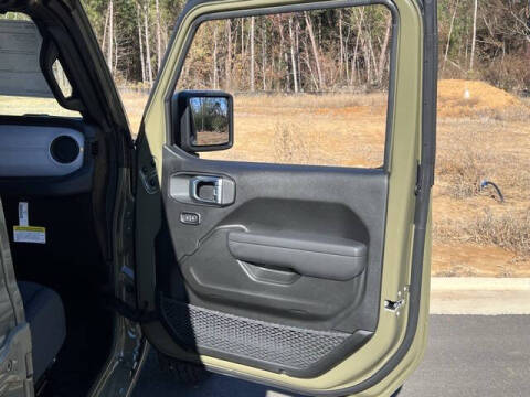 2025 Jeep Wrangler Sport S