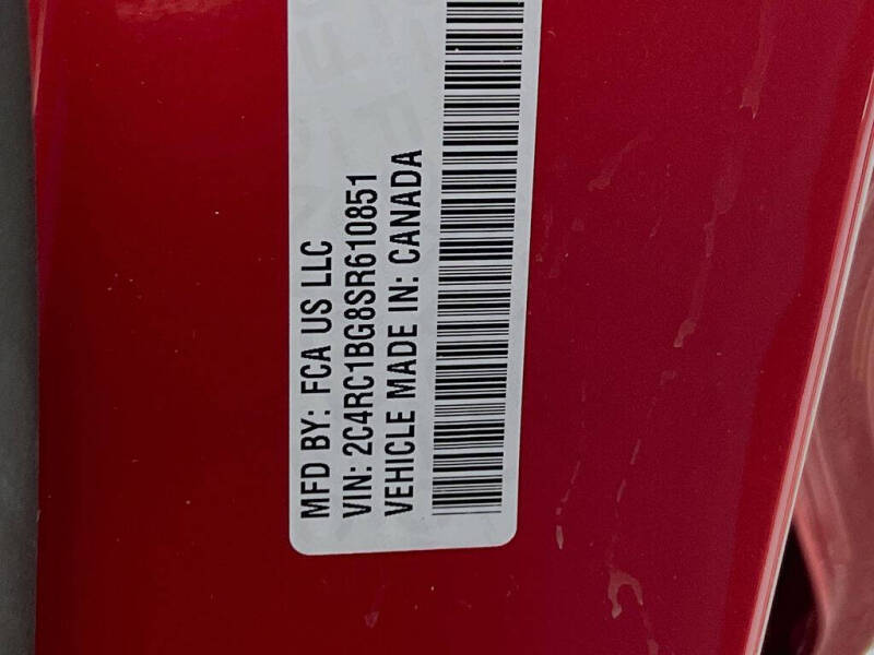 2025 Chrysler Pacifica Select