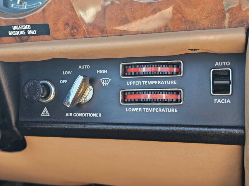 1984 Rolls-Royce Corniche