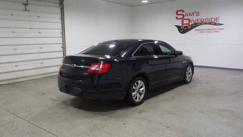 2011 Ford Taurus SEL