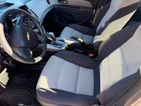 2014 Chevrolet Cruze LS Auto