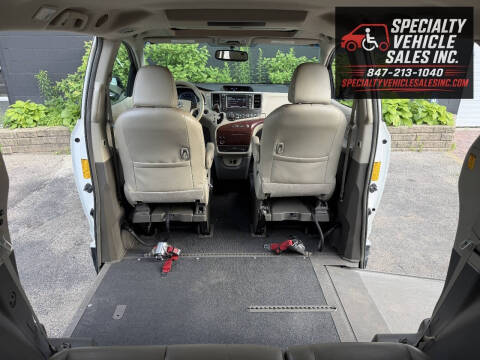 2013 Toyota Sienna XLE Mobility 7-Passenger