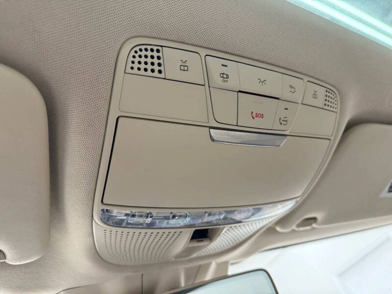 2020 Mercedes-Benz GLC GLC 300