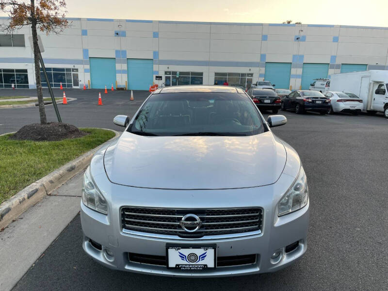 2009 Nissan Maxima SV photo 5