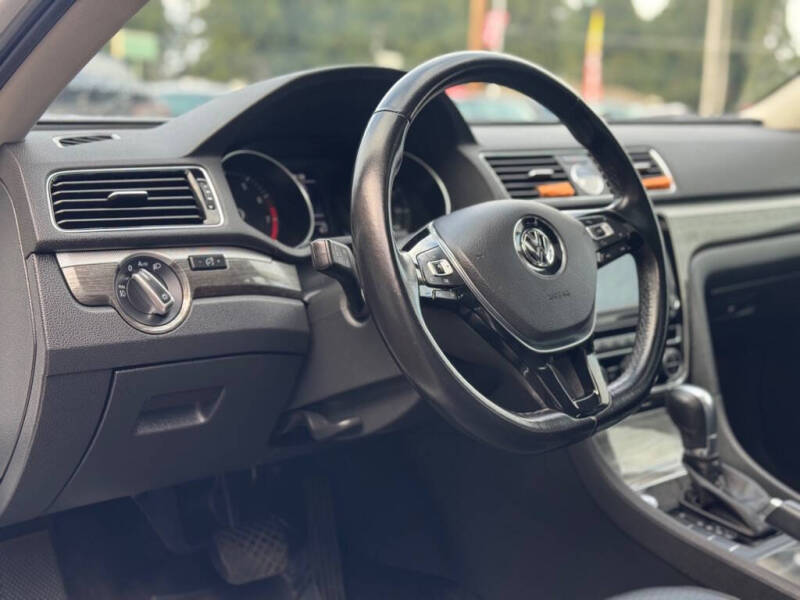 2016 Volkswagen Passat