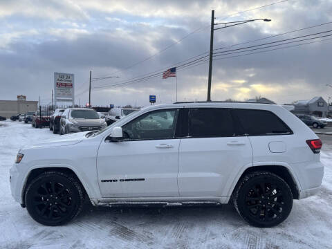 2017 Jeep Grand Cherokee Laredo