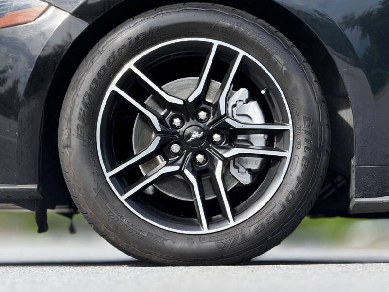2020 Ford Mustang EcoBoost Premium