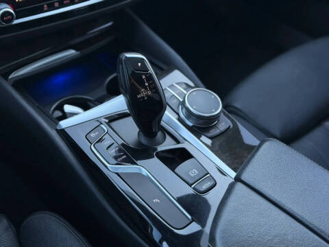 2017 BMW 5 Series 530i