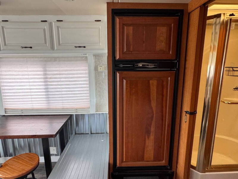 2001 Holiday Rambler Ambassador