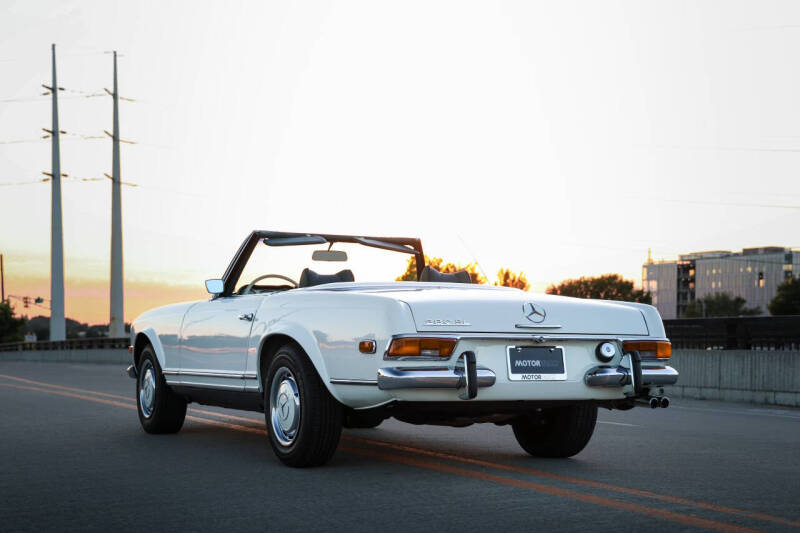 1969 Mercedes-Benz 280-Class