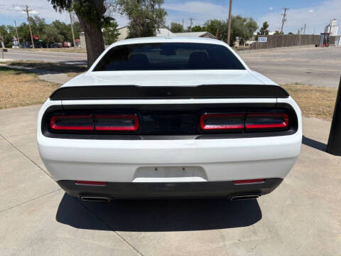 2022 Dodge Challenger SXT