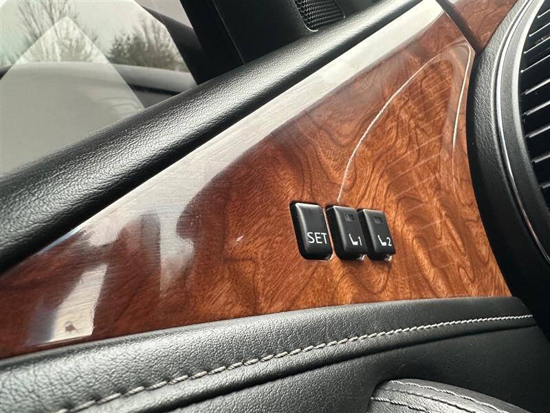 2017 Infiniti QX80
