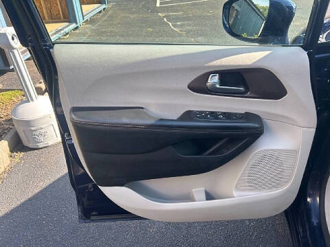 2019 Chrysler Pacifica Touring L