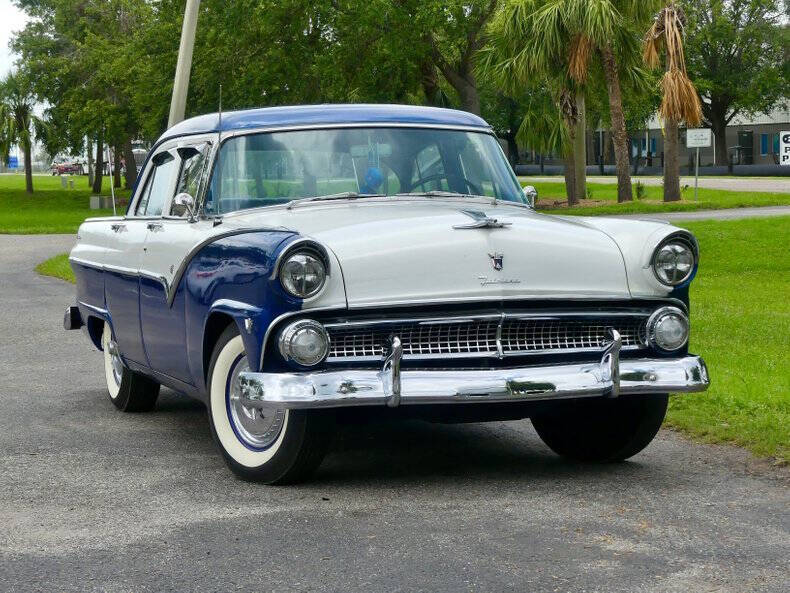 1955 Ford Fairlane