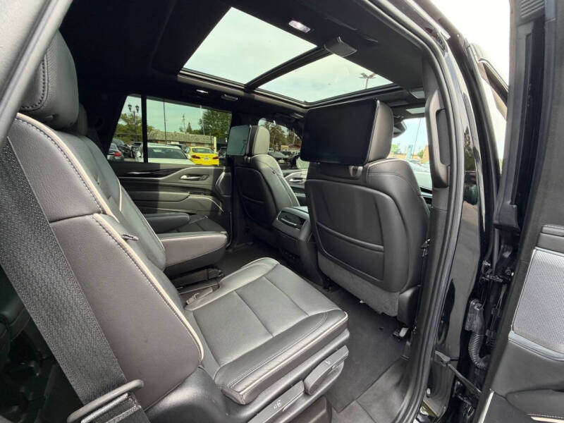 2021 Cadillac Escalade Sport