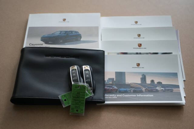 2024 Porsche Cayenne
