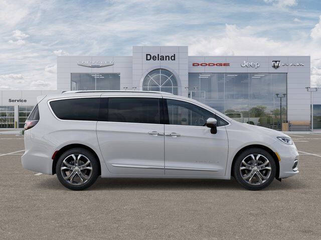 2026 Chrysler Pacifica Pinnacle