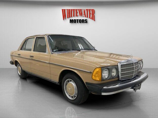 1977 Mercedes-Benz 300-Class