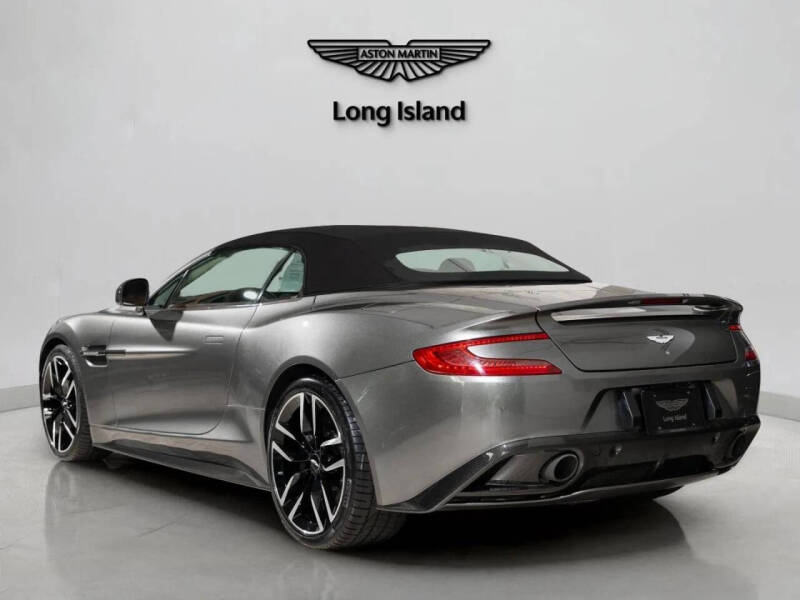 2016 Aston Martin Vanquish Volante
