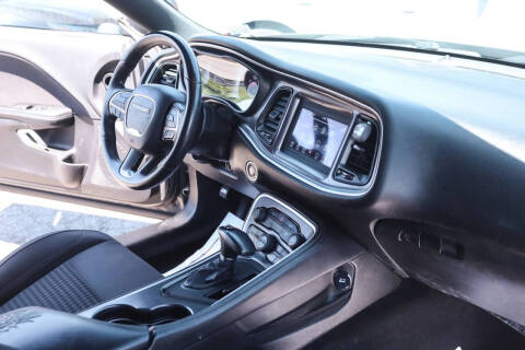 2019 Dodge Challenger SXT