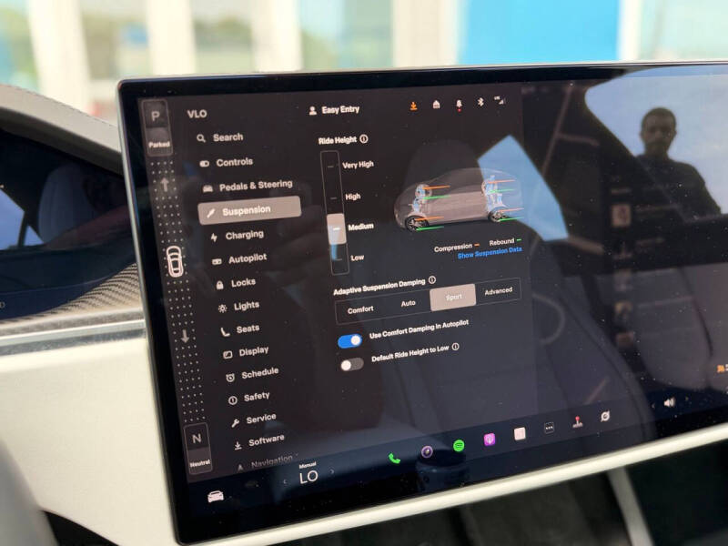 2022 Tesla Model S Plaid