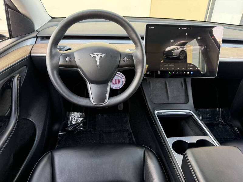 2023 Tesla Model Y Long Range