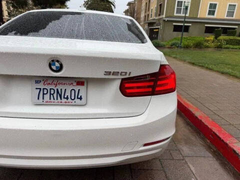 2014 BMW 3 Series 320i