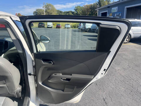 2015 Chevrolet Sonic LTZ Auto