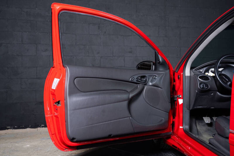 2004 Ford Focus ZX3